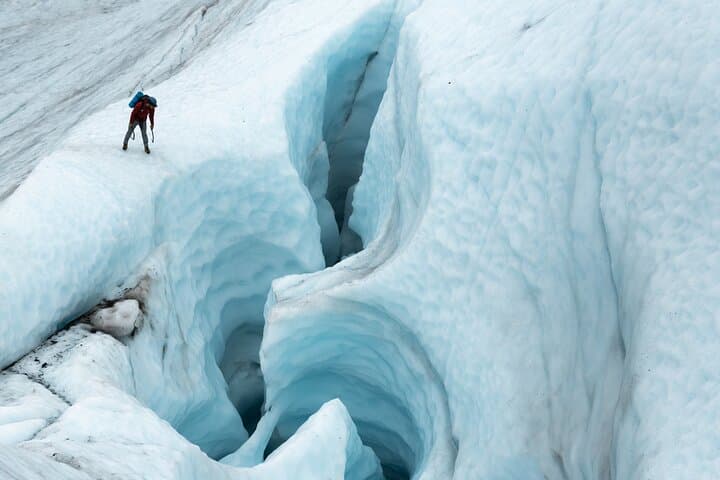 Root Glacier Half-Day Hike — Walk the Ice in Wrangell-St.-Elias photo 3