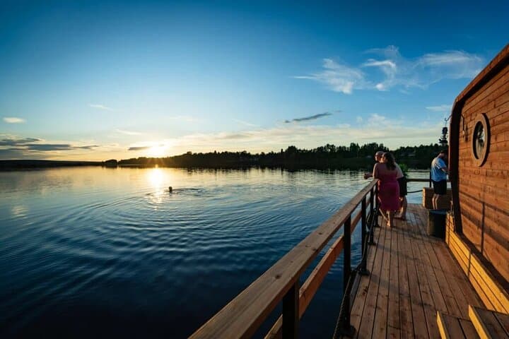 Floating Sauna and Barbecue on the Ounasjoki River — Rovaniemi Sauna Experience photo 2