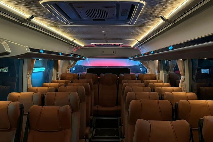 Dubai Mall Two-Way Transfer: Burj Khalifa, Dinner & Aquarium Shuttle photo 6