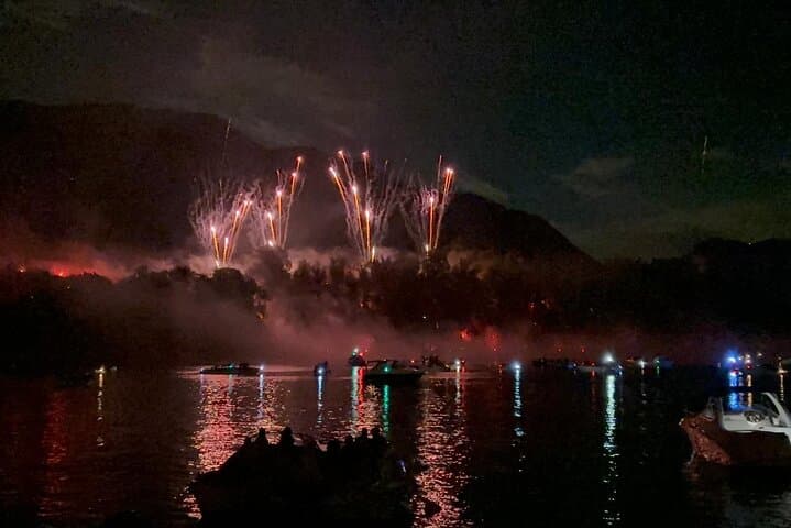 Lake Como Sunset Fireworks Cruise — Private Evening Boat Tour to Isola Comacina, Varenna & Villa d'Este photo 4
