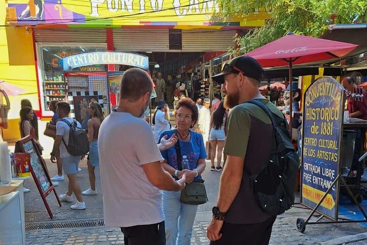 Buenos Aires South-to-North Immersive Private Tour — La Boca to Recoleta in One Day photo 3