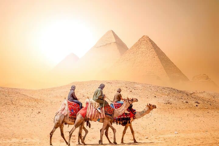 Private Giza, Saqqara & Memphis Tour with Lunch: Pyramids, Sphinx and Step Pyramid photo 4