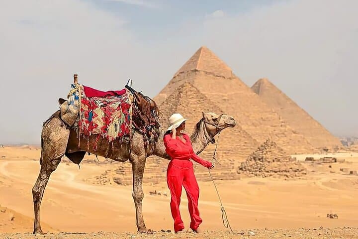 Half-Day Giza Pyramids Tour: Quick Guide with Hotel Pickup & Bazaar Visit photo 6