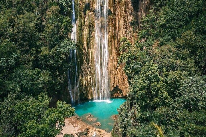 Day Trip from Punta Cana to El Limón Waterfall & Cayo Levantado (Bacardi Island)