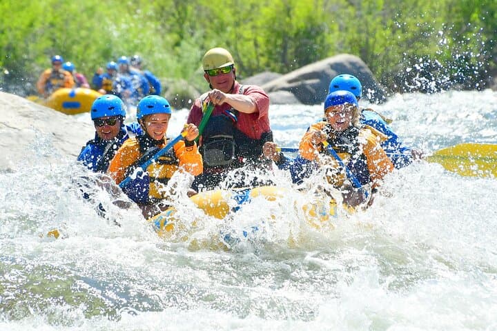 Truckee River Boca to Floriston Run — Class III Rafting Near Truckee photo 2