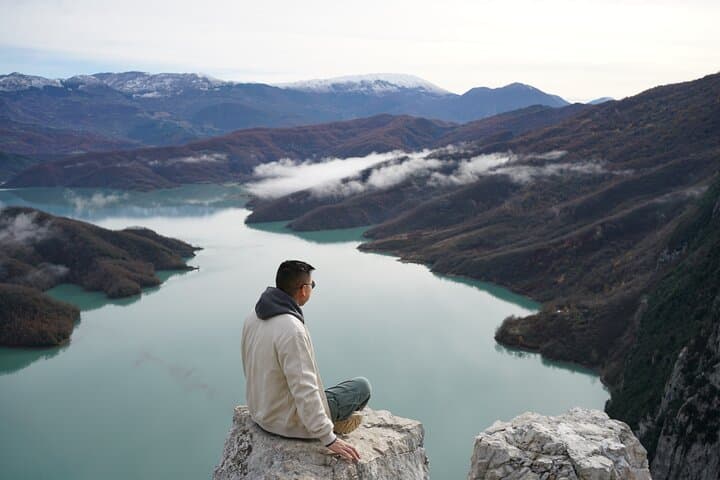 Bovilla Lake & Gamti Peak: Day Hike from Tirana