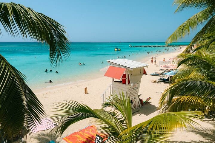 Doctor's Cave Beach Day Trip — Snorkel, Reggae & Jerk in Montego Bay photo 2