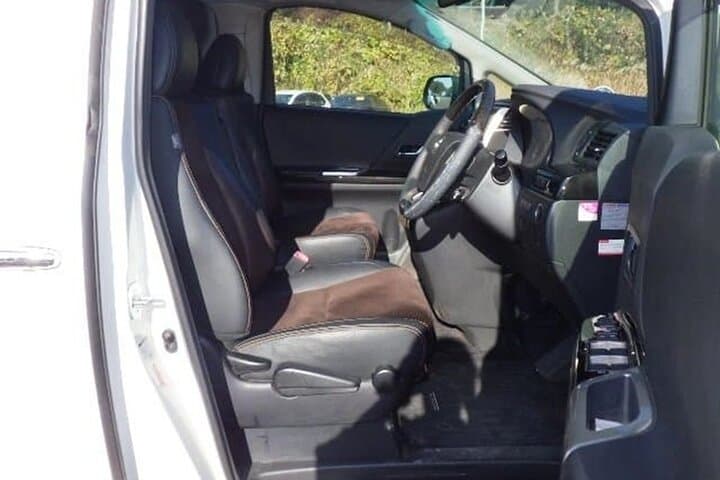Private Montego Bay Airport Transfer with Child Seats & Luxury Vehicles photo 3