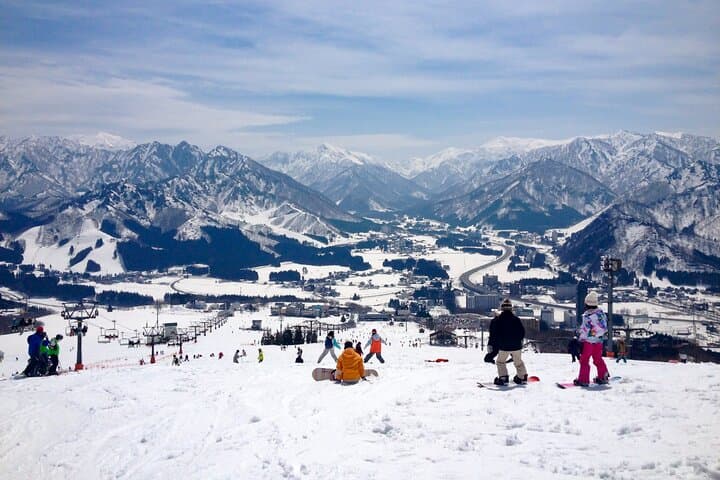 Full-Day Ski Package from Nagano Station — Lift Passes, Rentals & Lessons photo 2