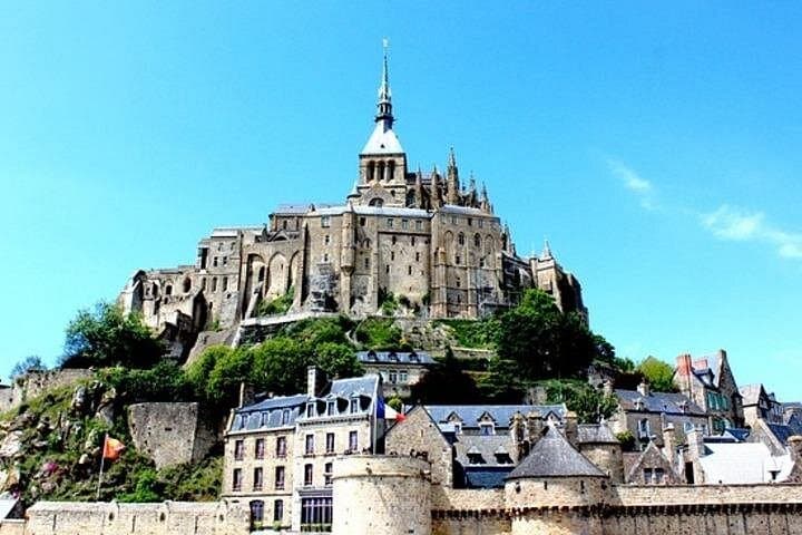 Day Trip to Mont Saint-Michel: Abbey, Tides & Medieval Streets from Paris