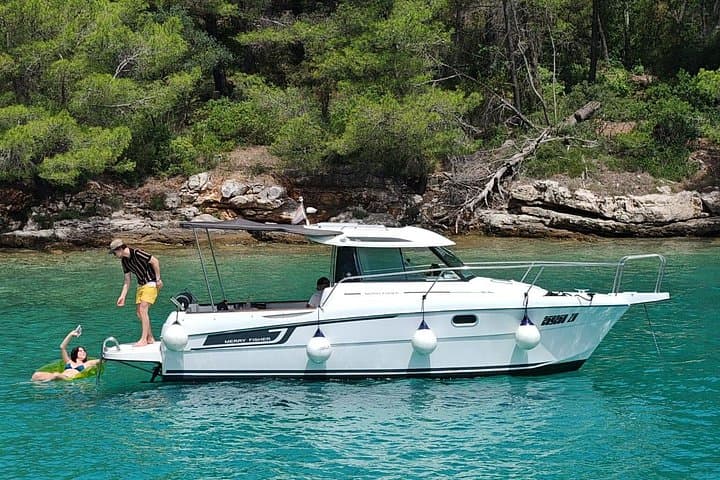 Half-Day Boat Tour to the Zadar Islands: Preko, Galavec & Sea Organ