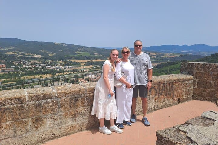 Orvieto Private Walking Tour: Duomo & Historic Center with Local Guide