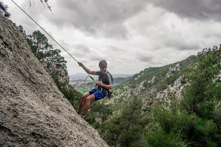 Mallorca Rock Climbing Tour: Deep Water Solo & Sport Crags photo 2