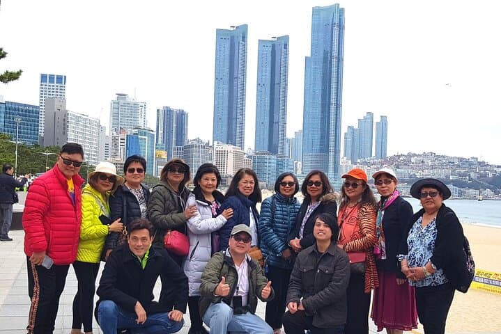 Private Busan Day Tour — Gamcheon, Oryukdo Skywalk & Haedong Yonggungsa photo 5
