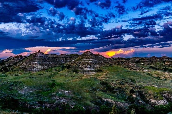Theodore Roosevelt National Park Self-Guided Audio Tour — Medora Badlands Driving Guide photo 6