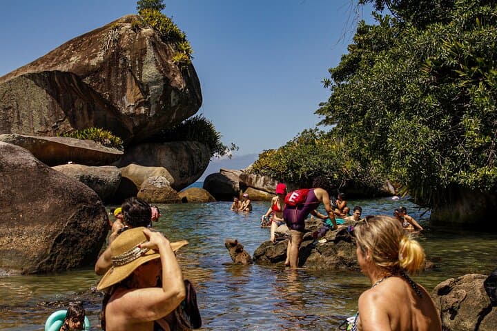 Trindade Fishing Village Beach Trek and Snorkeling Tour from Paraty photo 5