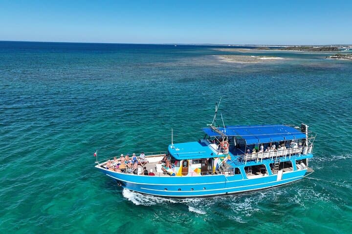 3‑Hour Boat Tour of Porto Cesareo Marine Protected Area — Snorkel, Islets & Watchtowers photo 3