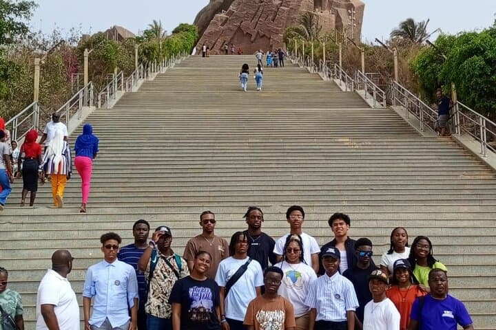 Half-Day Dakar City Tour: Monument, Markets & Corniche Drive photo 6