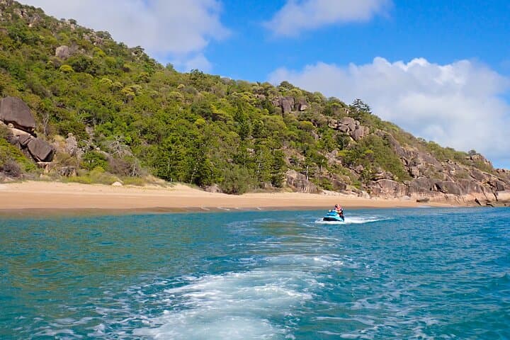 Five Beach Bay Jet Ski Adventure on Magnetic Island photo 4