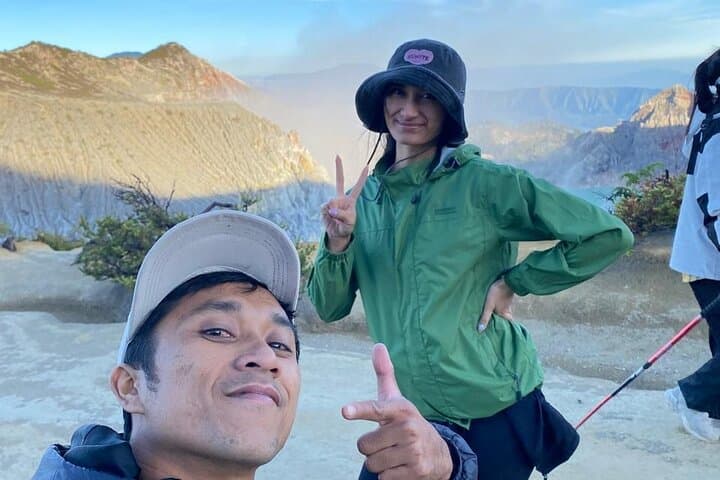 Ijen Blue Fire Sunrise Trek from Bali: Night Hike to the Crater Lake photo 2