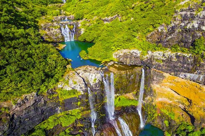 Hike the Seven Waterfalls (Tamarind Falls) — Half-Day Guide to Mauritius’ Cascades