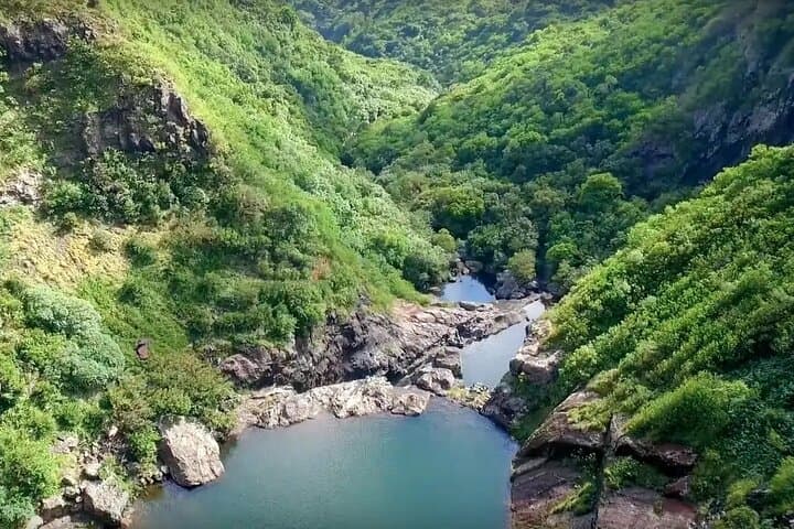 Hike the Seven Waterfalls (Tamarind Falls) — Half-Day Guide to Mauritius’ Cascades photo 3