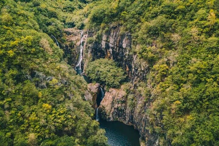 Hike the Seven Waterfalls (Tamarind Falls) — Half-Day Guide to Mauritius’ Cascades photo 4