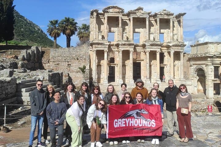 Private Ephesus Tour from Kuşadası Port — Skip the Crowds at Ancient Ephesus photo 3