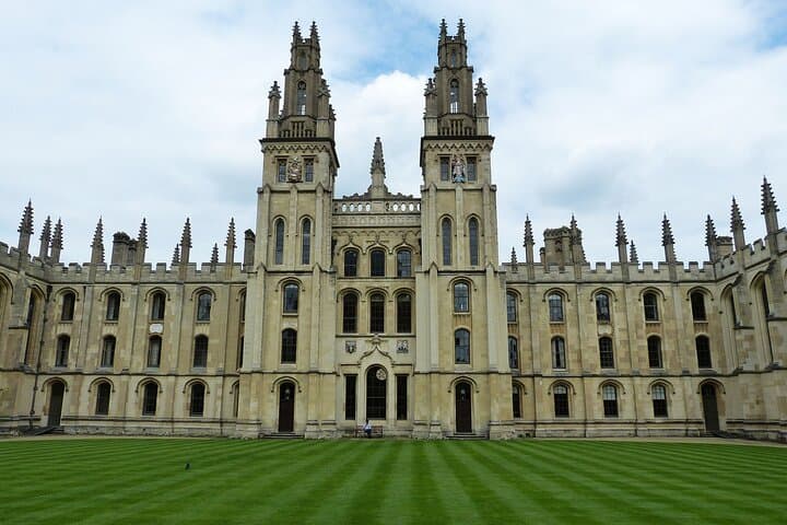 Private Day Tour to Blenheim Palace, Oxford & Cotswold Villages photo 5