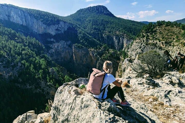 Montanejos Canyon Hike and Thermal Springs: Guided Day Trip from Valencia photo 2
