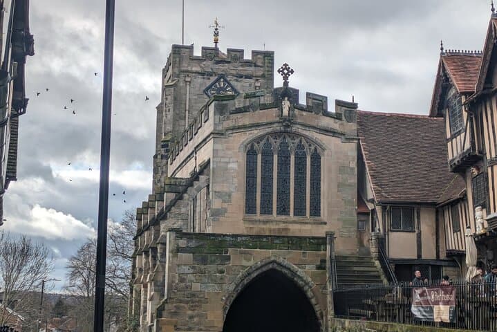 Warwick Scavenger Hunt: Self-Guided Walking Tour of Castle and Hidden Gems photo 5