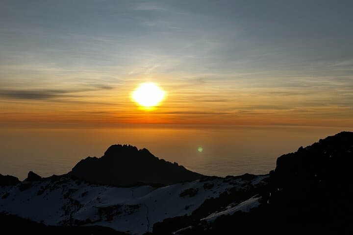 8-Day Kilimanjaro Lemosho Route Guide — Summit Uhuru Peak via Shira Plateau photo 2