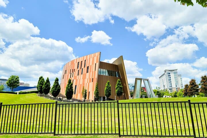 Little Five Points Scavenger Hunt — Hipster’s Haven Self-Guided Adventure in Atlanta photo 6