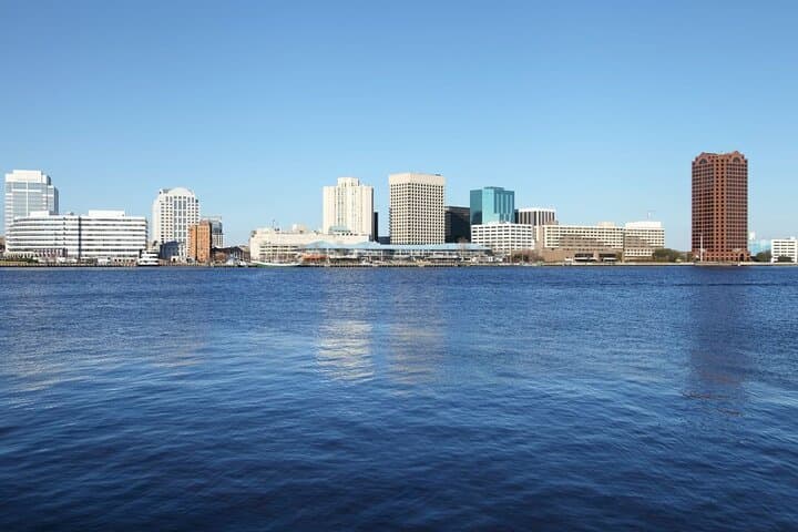 Norfolk Signature Lunch Cruise Along the Elizabeth River photo 4