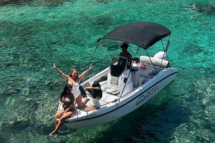 License-Free Trimarchi Nica 53S Boat Rental: Explore Cala Bassa & Cala Comte from Sant Antoni photo 1