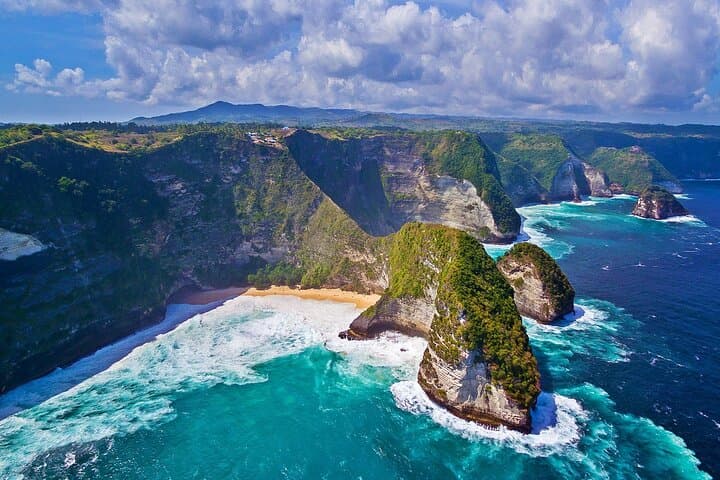 Nusa Penida West: Private Full-Day Tour to Kelingking, Broken Beach & Crystal Bay photo 3