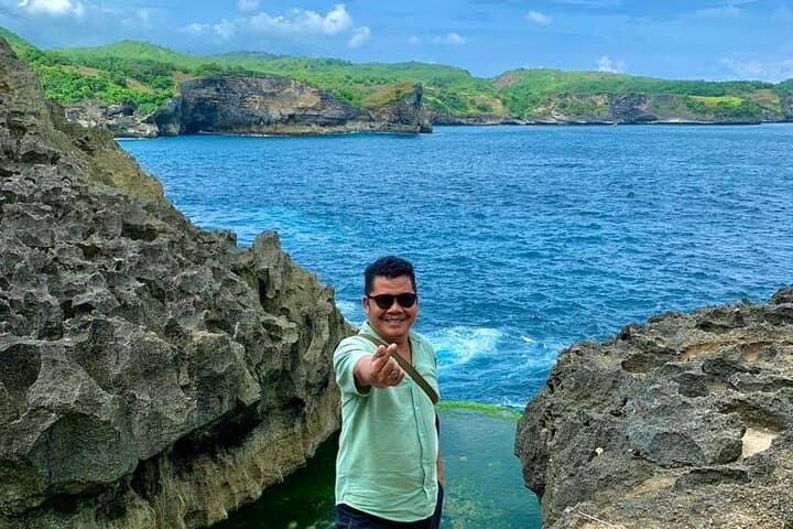 Nusa Penida West: Private Full-Day Tour to Kelingking, Broken Beach & Crystal Bay photo 6