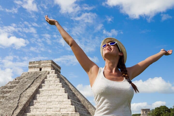 Chichén Itzá, Cenote Suytún & Ik-Kil: Full-Day Guided Tour from Cancún photo 4