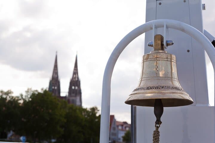 Regensburg to Walhalla Boat Cruise — Danube Sightseeing on the Swarovski Fleet photo 4