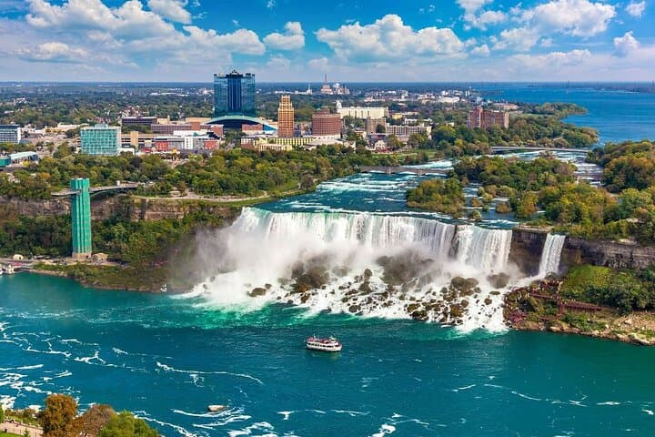 Niagara Falls Self-Guided Driving Audio Tour from Toronto