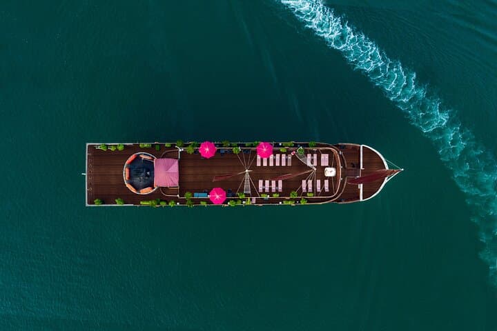 Alisa Luxury Cruise: 2-Day 5-Star Halong Bay Journey from Hanoi photo 2