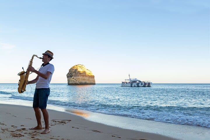 Albufeira Sunset Catamaran Cruise: Beach BBQ, Open Bar & Benagil Cave