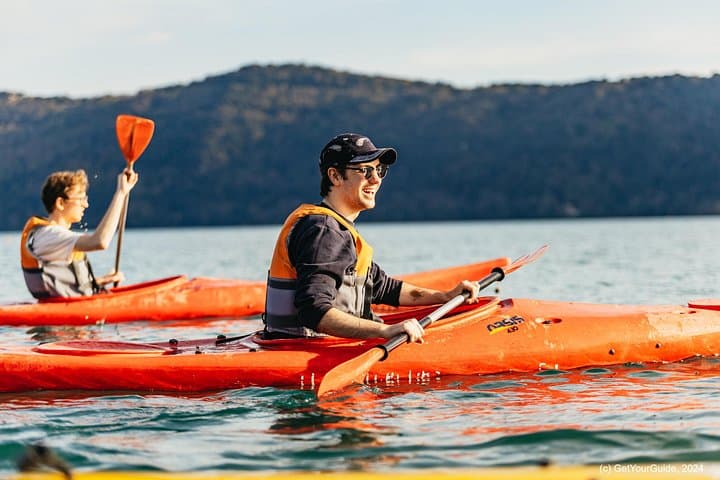 Castel Gandolfo Lake Kayak and Swim Tour: Paddle Ancient Roman Shores