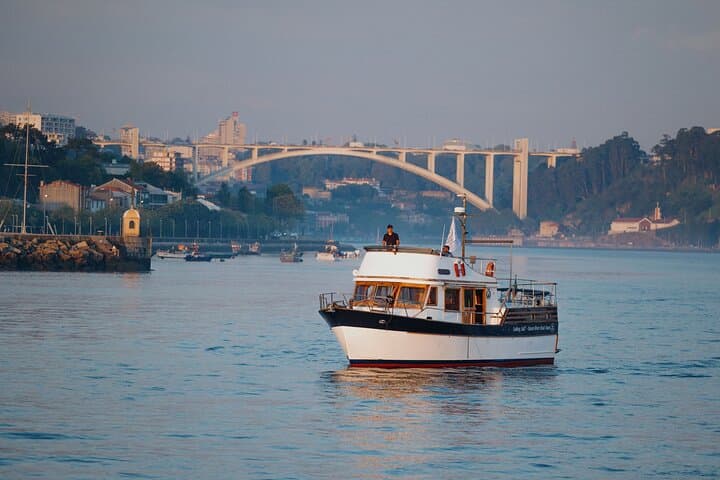 Six Bridges Cruise Porto: Douro River Wine Tasting Tour photo 5