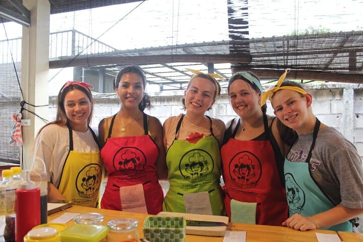 Chiang Mai Evening Market Cooking Class: Hands-On Half-Day Thai Food Experience photo 4