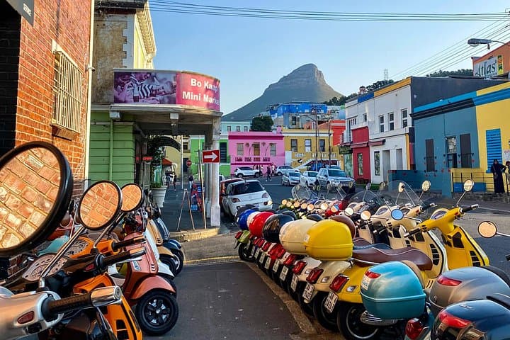 Bo-Kaap to District Six: Cape Town Art, Culture & History Walking Tour