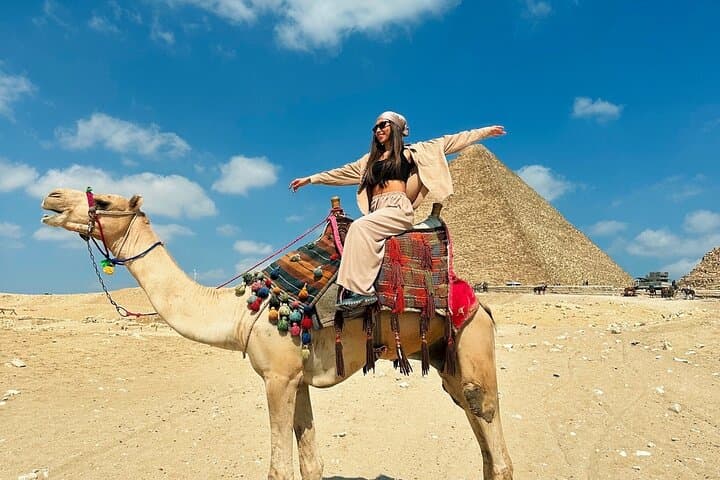Full-Day Guided Tour: Giza Pyramids, Saqqara, Dahshur & Memphis from Cairo