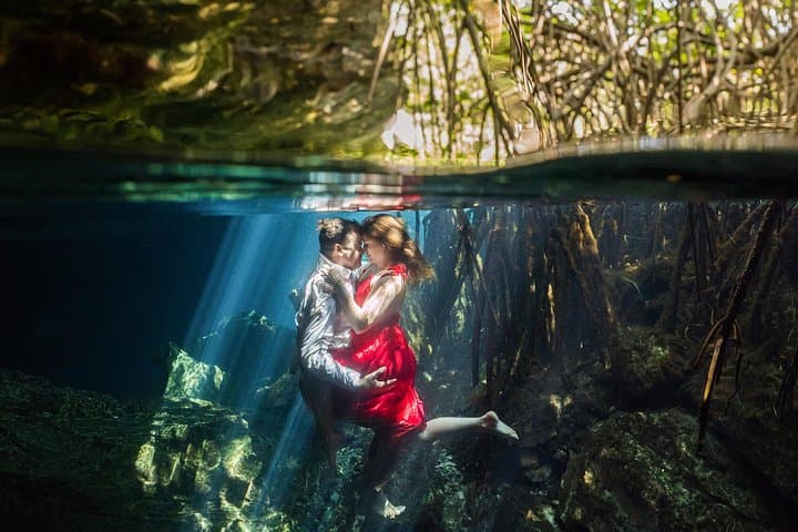 Cenote Underwater Photo Shoot — Playa del Carmen Portrait Sessions