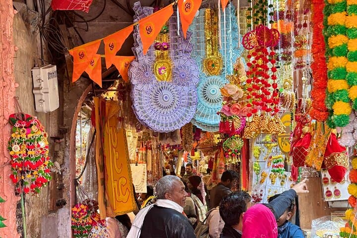Women-Only Full-Day Jaipur Tour — Pink City Forts, Markets & Local Life