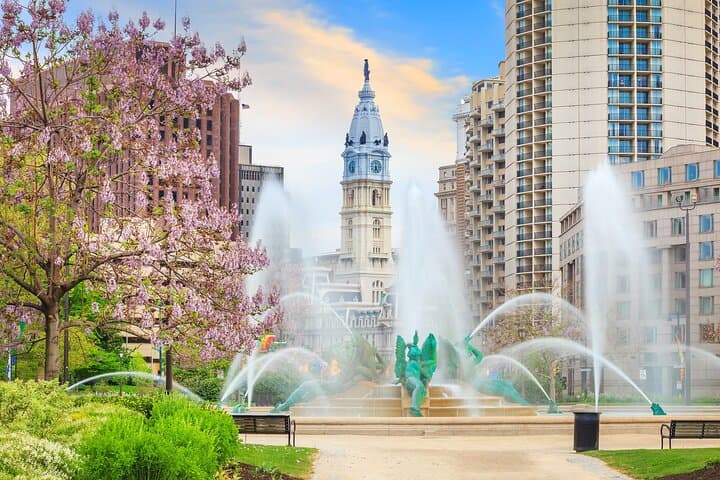 Discover Philadelphia: A Private City Tour of Historic Landmarks and Vibrant Neighborhoods